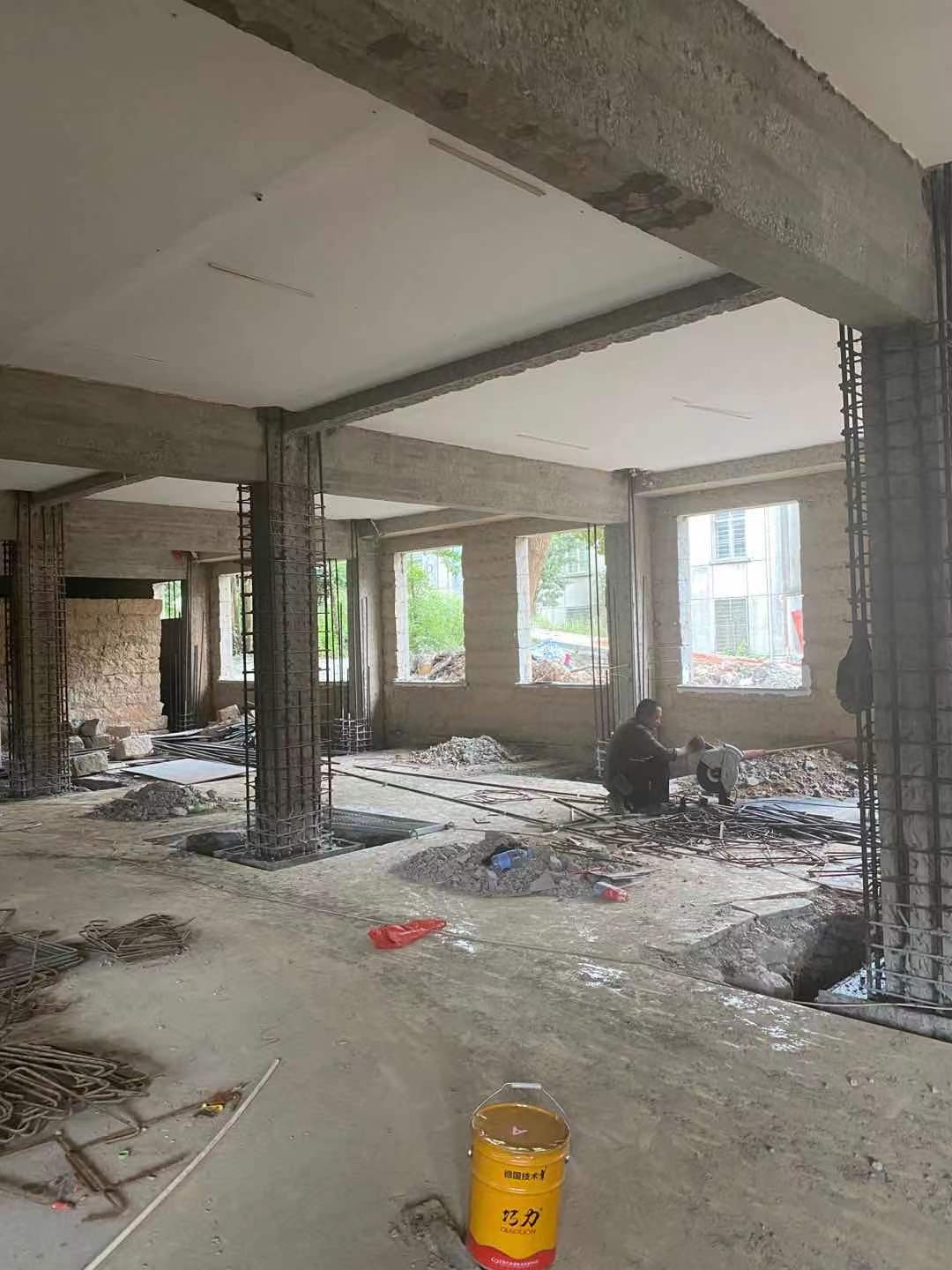 GA黄金甲瓷砖背胶施工需要等干？？？？